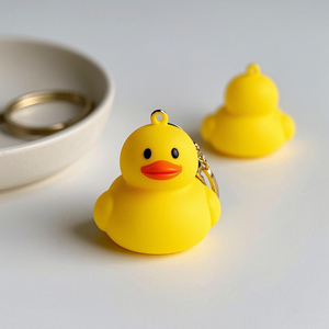 Llaveros promocionales de llavero de Metal de Pvc de pato de goma amarillo de vinilo de diseño personalizado de alta calidad - Product Image 5