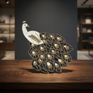 Camino de Mesa Bordado con Diseño de Pavo Real y Cuentas para Decoración del Hogar, Patrón Animal de Lujo - Product Image 3