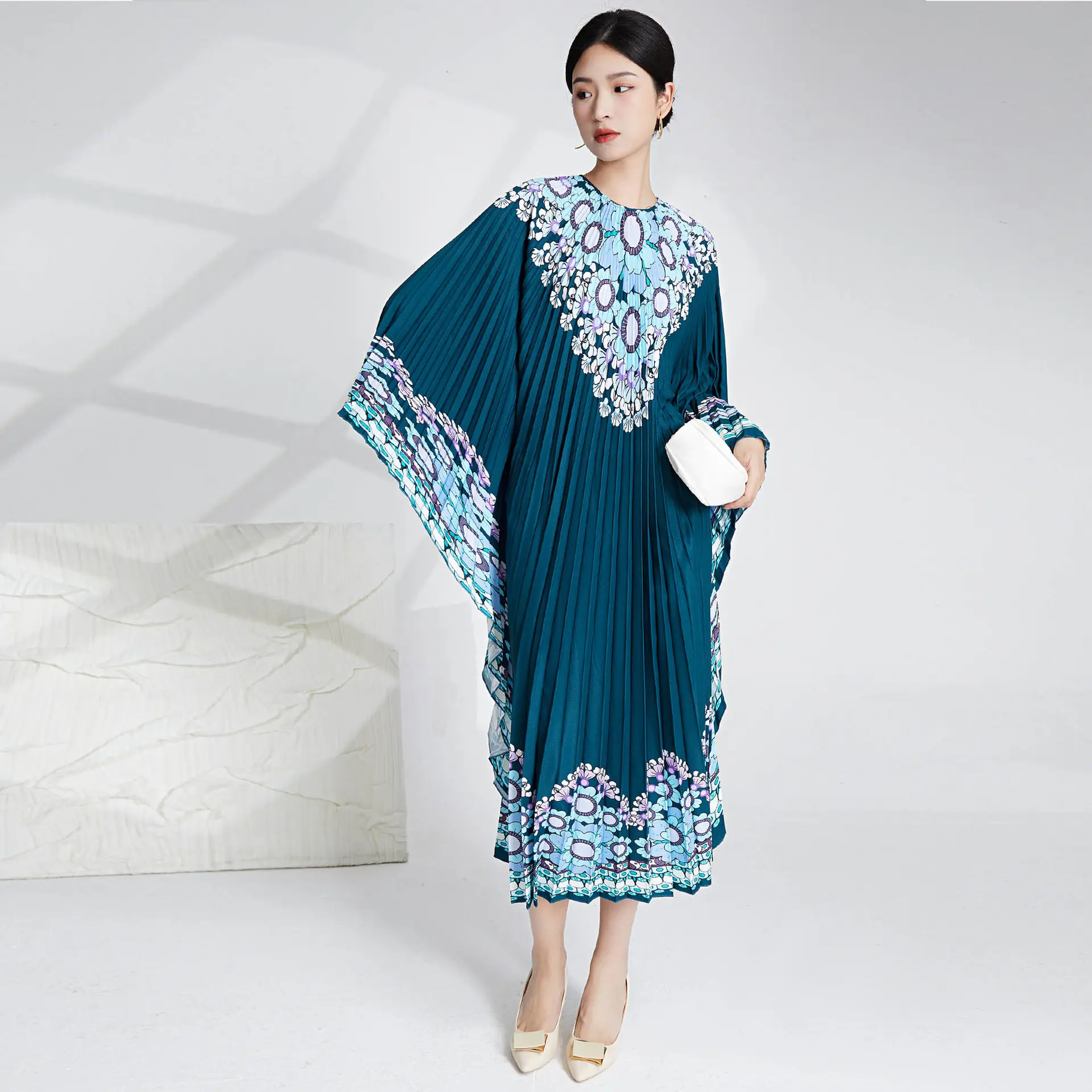 2023 New Summer Pleated Print Kaftan Dresses Casual Style Batwing Sleeve Pleated Swing Dress Kaftan Dresses Women