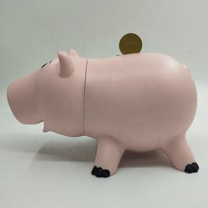 Salvadanaio per Bambini a Forma di Maialino Personalizzato in PVC Regalo con Confezione Personalizzata Banca di Plastica - Product Image 3