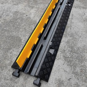 2-Kanal Schwerlast-Kabelschutz Auto-Durchfahrtschutz für Kabel Einfahrt Geschwindigkeitsbegrenzung Gummi-Kabelschutz - Product Image 1