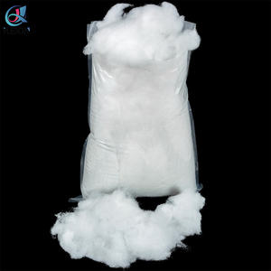 クリスマスツリーカバー装飾とウィンタークラフトディスプレイ用の高品質人工ポリエステル雪ふわふわ繊維 - Product Image 1