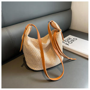 Bolso de hombro informal en forma de U para mujer, vacaciones de verano, bolso de viaje bohemio, bandolera, decoración bordada, tipo de cierre abierto - Product Image 5