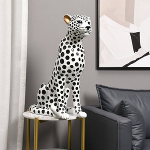 Articolo di Lusso per Casa e Giardino Statua di Ghepardo Maculato in Resina Scultura Animale a Grandezza Naturale Decorazione per Soggiorno - Product Image 4