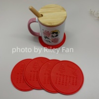 Dessous de verre de Noël pour boissons Dessous de verre en cuir antidérapants imperméables pour la maison Café Bar Décor Tasse Tapis Cadeau pour Noël
