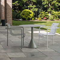 Ensemble table et chaises de balcon de café, mobilier d'extérieur moderne minimaliste, structure métallique durable de haute qualité, exclusif pour usage extérieur