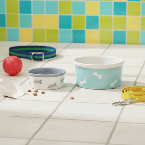 Cuenco de cerámica ecológico para perros, comedero portátil para mascotas de diseño personalizado con colores estampados novedosos para gatos y perros, venta al por mayor - Product Image 1