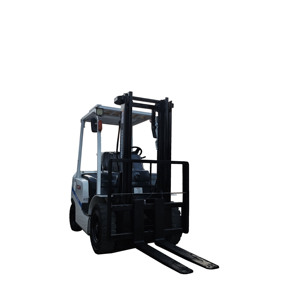 Used TCM FD30 3 Ton LPG Forklift Fwd Drive Nissan Engine Two Stage Mast Hydraulic Side Shifter Solid Tire 17km/h - Product Image 1