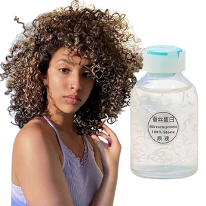 El suero facial de etiqueta privada proporciona humedad mejora el brillo amarillo oscuro elimina las manchas oscuras obstruye la producción de melanina - Product Image 2