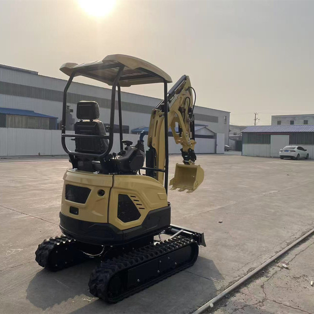 Miniature Excavators with Excellent Quality. Diesel-powered Excavator for Farm and Garden Use.