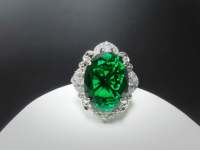 Ensemble de bijoux de mariée vert émeraude 3 pièces : bague, boucles d'oreilles et collier entièrement incrustés de zircon, plaqué or 18 carats, chaîne ovale vintage, cadeau classique