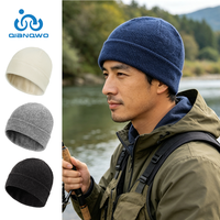Bonnet tricoté unisexe d'hiver avec cache-cou intégré en peluche, coupe-vent et chaud, idéal pour le sport en plein air, le cyclisme et le ski