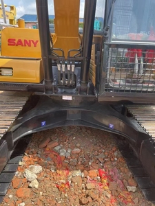 Máquina excavadora SANY 135C de segunda mano, pista hidráulica original de 14 toneladas, excavadora usada en Shanghai - Product Image 6