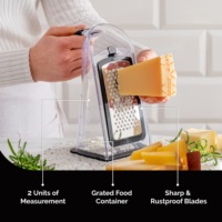 Râpe à fromage multifonctionnelle Fullstar avec presse-ail