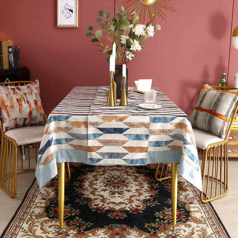 Шелковая скатерть