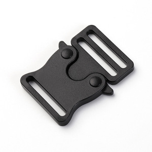 Hebilla de Plástico de Liberación Lateral de 25 mm, Negra, Resistente, para Bolsas y Accesorios - Product Image 3