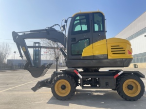 Excavadora de Ruedas HTW40 Marca HIGHTOP de 4 y 6 Toneladas, Maquinaria de Construcción, Mini Excavadora - Product Image 1