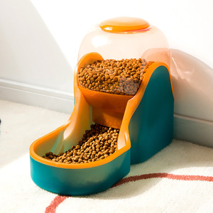 Venta al por mayor de material plástico de alta calidad y dispensador de alimentos de espacio antideslizante para mascotas - Product Image 5