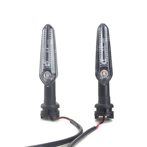อุปกรณ์เสริมระบบตัวถังรถมอเตอร์ไซค์สำหรับยามาฮ่า MT07/MT03 125MT09 ไฟเลี้ยวสำหรับการปรับแต่งเพื่อเพิ่มการมองเห็น - Product Image 1