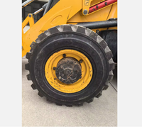 Chargeuse-pelleteuse JCB 3CX d'occasion, capacité nominale de 5 tonnes, modèle 2020, composants moteur et boîte de vitesses en bon état, 4 roues motrices, pour les exploitations agricoles