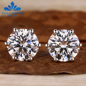 Pendientes de Diamantes Cultivados en Laboratorio con Corte Esmeralda, Certificados por IGI, HPHT CVD, Oro Sólido de 14k y 18k, 4 Puntas, 1, 2 y 3 Quilates - Product Image 5