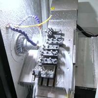 Pièces de tournage et d'estampage de haute précision en acier inoxydable sur mesure avec usinage CNC