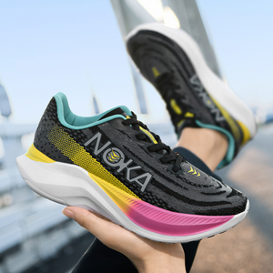 Zapatillas de correr de diseñador Nokas Bondi 8 personalizadas, zapatillas Hakas de corte bajo para hombre, zapatillas deportivas para correr blancas y negras para hombre - Product Image 3