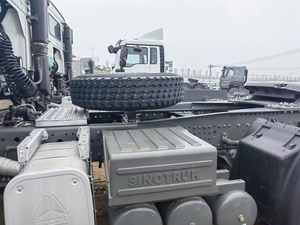 <span class=keywords><strong>Roubles</strong></span> acceptés Camion tracteur de bonne performance 6x4 ou 4x2 avec configuration russe - Product Image 5