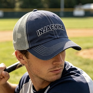Gorra Trucker Retro Personalizada, Algodón Lavado, Parte Delantera Beige, Parte Trasera de Malla, Visera Curva, Logotipo Bordado en 2D, Cierre a Presión de Plástico - Product Image 4