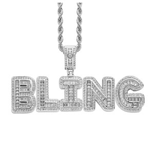 Collana con lettera iniziale personalizzata ciondolo HipHop Iced Out CZ Diamond Baguette Letter collana con gioielli con nome <span class=keywords><strong>per</strong></span> ragazze - Product Image 3
