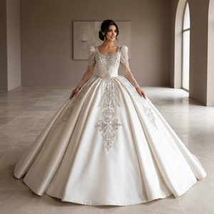 Vestido de Novia Lscm118 Moderno y Elegante, con Cuentas de Cristal Color Champán, Satinado, con Cola de Capilla, Apliques Barrocos - Product Image 1