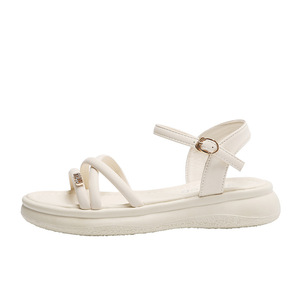 Sandales romaines à semelle épaisse pour femme, style féerique, nouvelle collection été 2025, fermeture à boucle solide, semelle souple et confortable pour la plage - Product Image 5