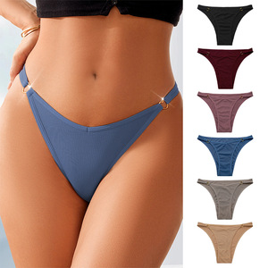 Slip da donna elasticizzati a vita bassa, tinta unita, traspiranti, con anello a cuore in metallo, intimo a costine di alta qualità - Product Image 1