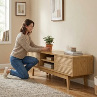 Console TV moderne du milieu du siècle de 59 pouces pour téléviseurs de 43/55/65 pouces, meuble TV avec portes coulissantes cannelées