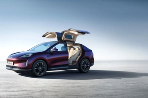 Nouvelles voitures 2026 Hyptec HT 670 Version Haute Porte à ailes d'oiseau Propulsion Arrière Conduite à Droite Véhicules à Énergie Nouvelle Purement Électriques RHD - Product Image 3