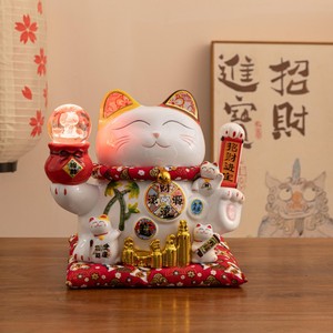 Vente en gros de chat porte-bonheur de style japonais Maneki Neko Statue de chat porte-bonheur en céramique émaillée Décoration intérieure pour la fête du printemps - Product Image 3