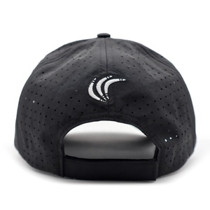 Gorras de béisbol de Golf con corte láser de rendimiento impermeable con borde de pico curvo con patrón de puntos, sombreros deportivos a cuadros, Agujero láser transpirable - Product Image 4