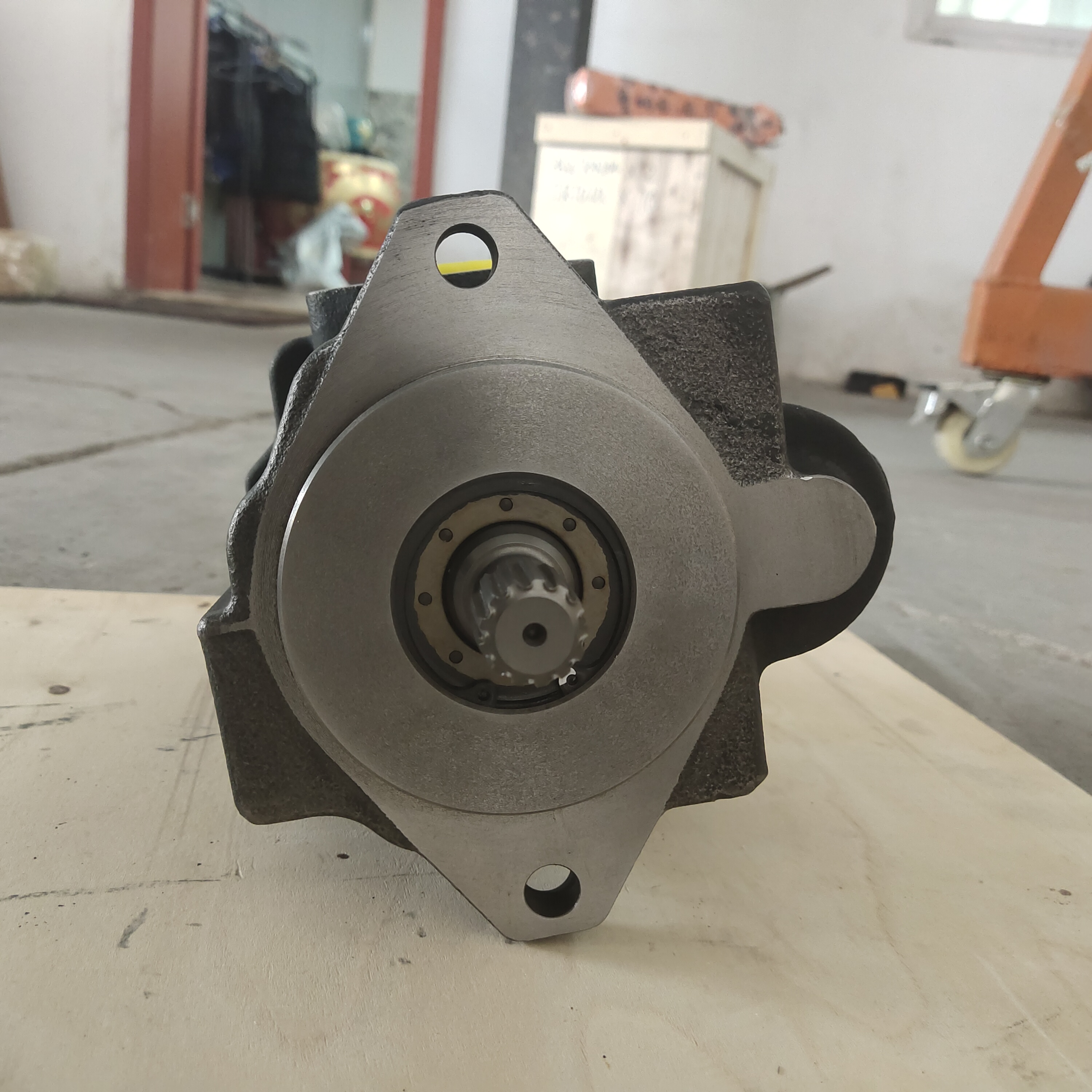 Genuine PVD-0B-19L3PS VOE11800334 Main Pump EC20B Hydraulic Pump