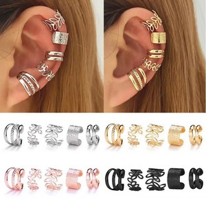 Juego <span class=keywords><strong>de</strong></span> aretes <span class=keywords><strong>de</strong></span> 5 piezas con clip y tachuelas, colección <span class=keywords><strong>de</strong></span> joyería <span class=keywords><strong>de</strong></span> moda chapada en <span class=keywords><strong>oro</strong></span>, puños y aros hipoalergénicos - Product Image 1