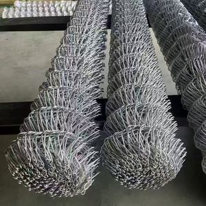 Clôture de sécurité en treillis métallique galvanisé avec revêtement en PVC, services de découpe et de pliage - Product Image 4