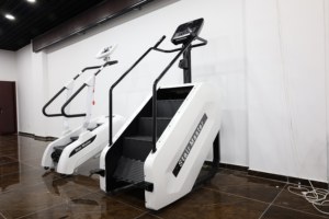 Mesin Stepper Olahraga Elektrik Komersial, Alat Fitness Kardio, Peralatan Latihan Pendakian Tangga, Peralatan Latihan Inti Tubuh - Product Image 3