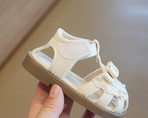 Summer New Soft Soled Princess Baby Walking Shoes Sandales et pantoufles de plage pour enfants - Product Image 5