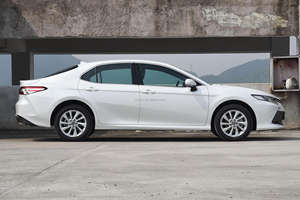 2024 Toyota Camry2024 Gasolina y Nueva Energía Eléctrica China Híbrido Buen Rendimiento - Product Image 4