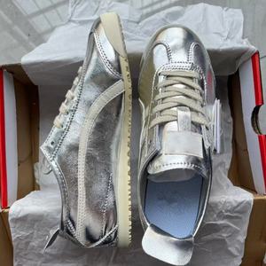 Chaussures plates en cuir de créateur pour femmes, chaussures de sport de haute qualité pour hommes et femmes, chaussures de marche décontractées d'extérieur pour étudiants - Product Image 3