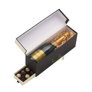 Boîte à vin de luxe sur mesure en matériaux recyclés haut de gamme avec fermeture magnétique et <span class=keywords><strong>insert</strong></span> en tissu - Product Image 3