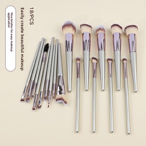 Ensemble de 18 pinceaux de maquillage, poils en nylon, manche en bois, kit pour poudre visage, blush, fard à paupières, anticernes - Product Image 5