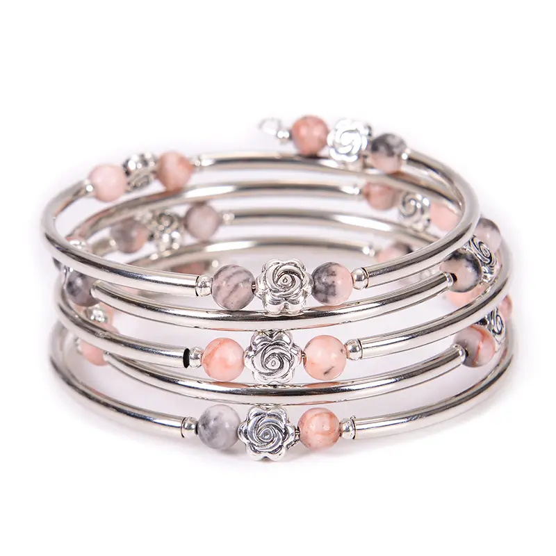 Bracelet en fil de mémoire de cristal de pierre gemme perlée Bracelet d'enveloppe de zèbre rose Bracelet de manchette empilé à cinq couches