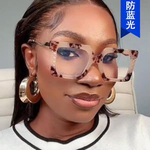 Cadre de lunettes européen et américain rétro carré Anti-bleu à la mode <span class=keywords><strong>2022</strong></span> nouveau miroir optique miroir plat verre personnalisé pour femmes - Product Image 2