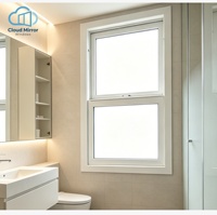 Fenêtre à battant en PVC, isolation thermique et phonique, fenêtre pour maison, pour projet de construction résidentielle moderne à l'étranger