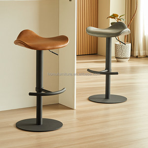 Tabourets de bar pivotants à 360°, hauteur réglable, en cuir, avec base en métal pour îlot de cuisine ou comptoir - Product Image 1
